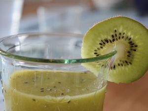 como hacer batido de kiwi