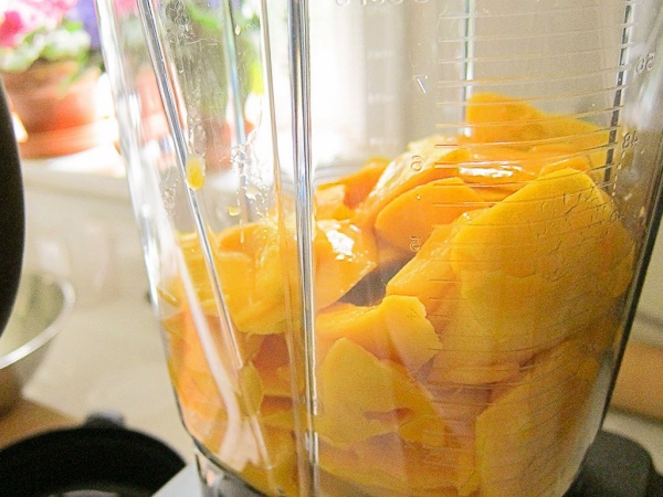 Como hacer agua de mango