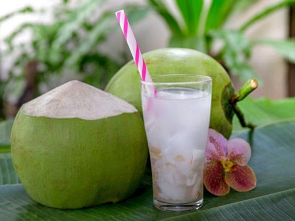 Agua fresca de coco
