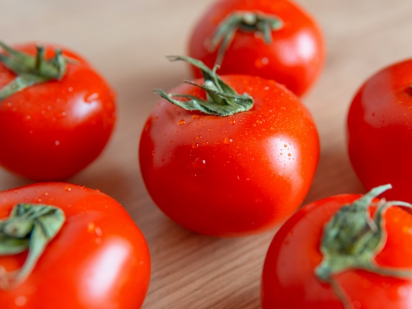 Tomates Tomates